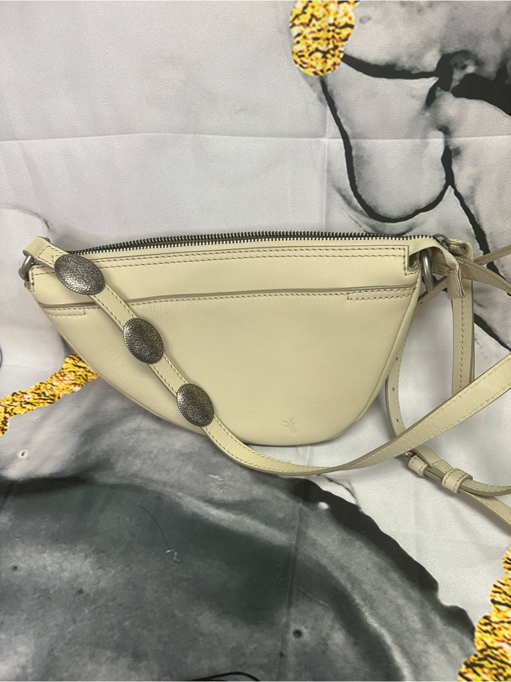 FRYE Minimalist Cream Leather Crossbody Bag with Concho Strap